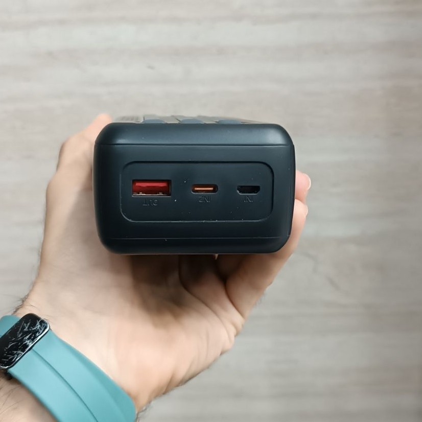پاوربانک 30 هزار خورشیدی سوپرفست شارژ مدل VLOVE V28