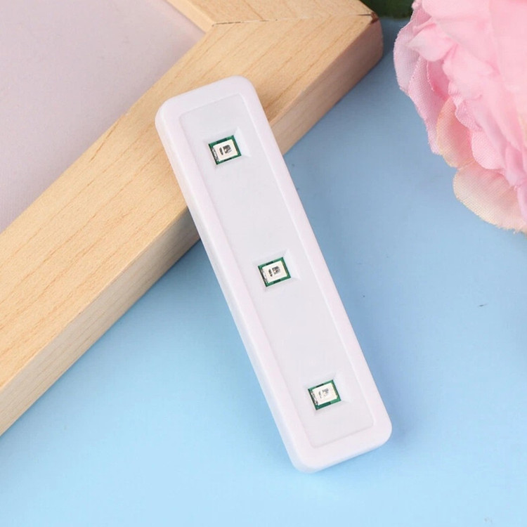 چراغ کوچک UV (فرا بنفش) مناسب برای تست پول و نصب گلس UV،دارای 3 عدد LED با نور فرا بنفش،کیفیت ساخت بالا،بسته 1 عددی