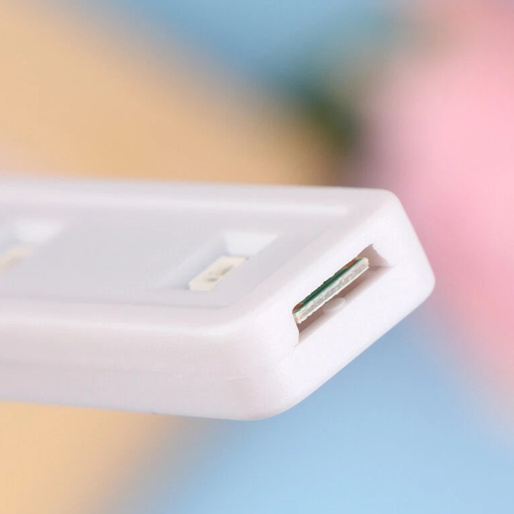چراغ کوچک UV (فرا بنفش) مناسب برای تست پول و نصب گلس UV،دارای 3 عدد LED با نور فرا بنفش،کیفیت ساخت بالا،بسته 1 عددی