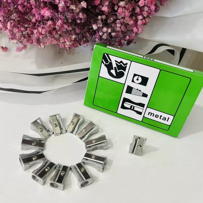 تراش حرفه ای آلمینیومی تک سوراخ برند metal،ساخت کمپانی مشهور آلمانی،دارای تیغه های بسیار تیز و خوش برش،مناسب انواع مداد