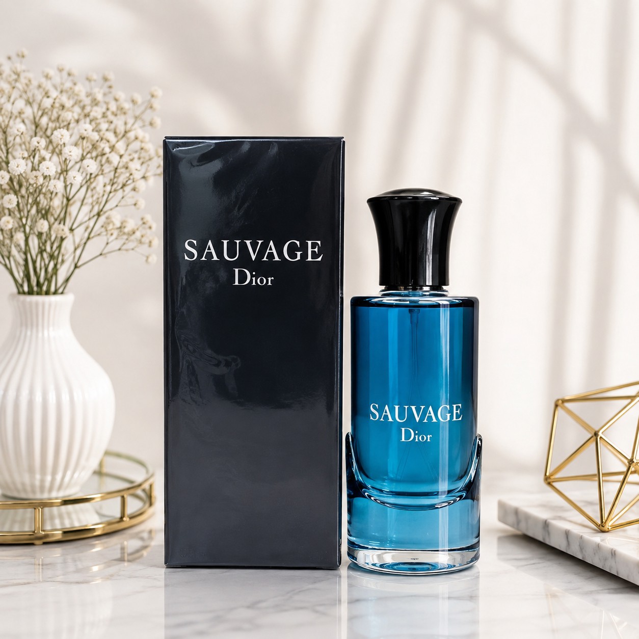 ادکلن مردانه ساواج دیور SAUVAGE DIOR،محصول شرکت لوکا بوسی با رایحه ای خنک،تند و تلخ،حجم 100 میلی لیتر (تخفیف ویژه)
