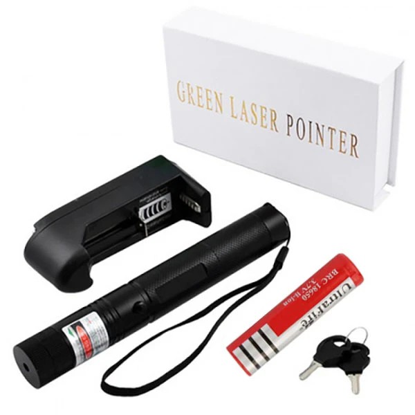 لیزر شارژی پوینتر سبز خطی دوربرد 10 کیلومتری،مدل Laser 303،دارای قفل امنیتی،مناسب برای جاده سازی،دریانوردی،کشتیرانی،و...