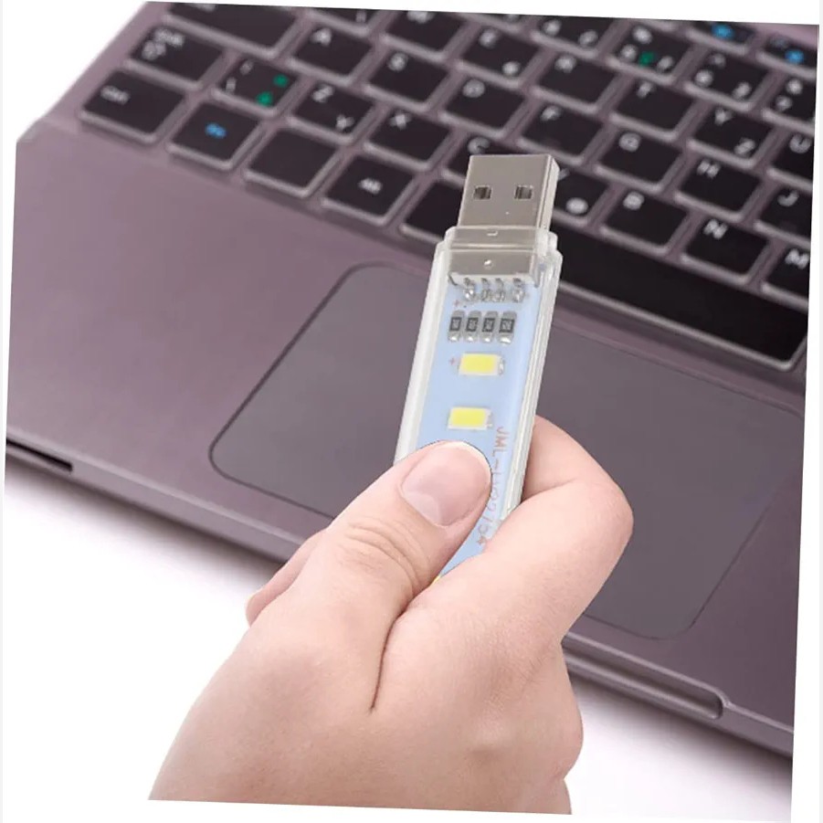 چراغ LED هشت تایی USB با نوردهی بالا مدل JML-LV22754 دارای قاب محافظ و درپوش جهت جلوگیری از ورود گرد و غبار به کانکتور