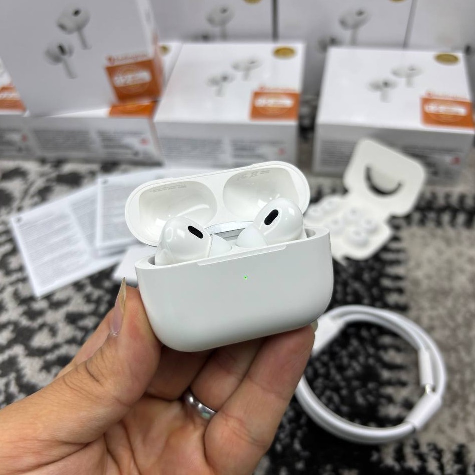 هدفون بلوتوثی اپل (اورجینال) مدل MTJV3ZP-A Airpods pro (2nd generation)،دارای نویز کنسلینگ،مناسب برای آقایان و بانوان