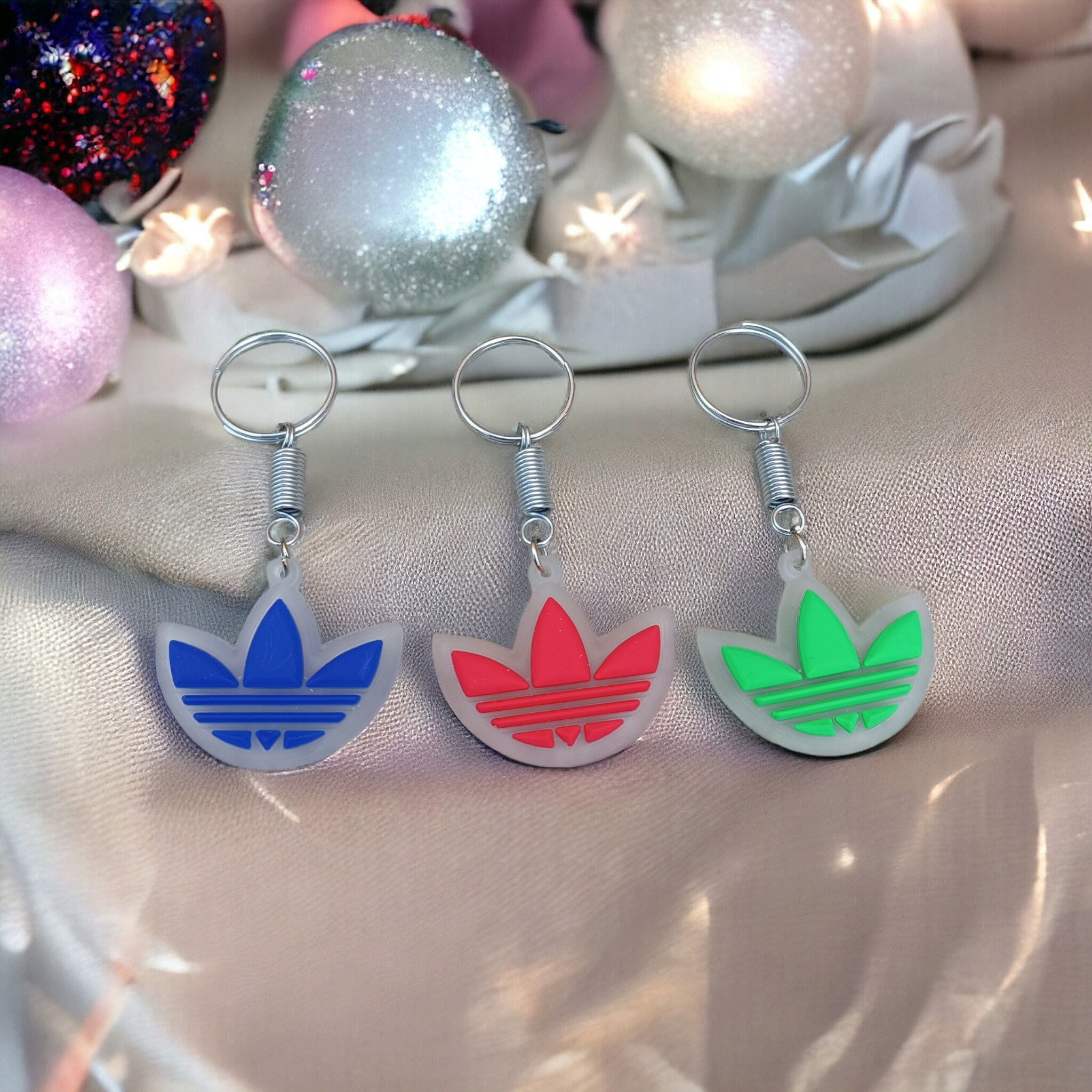 جاکلیدی فانتزی سیلیکونی (یک طرفه) مدل آدیداس adidas بسته 1 عددی