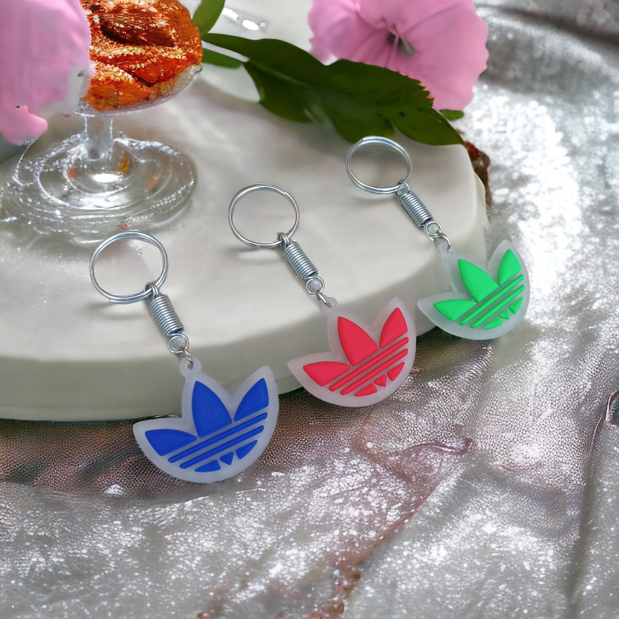 جاکلیدی فانتزی سیلیکونی (یک طرفه) مدل آدیداس adidas بسته 1 عددی