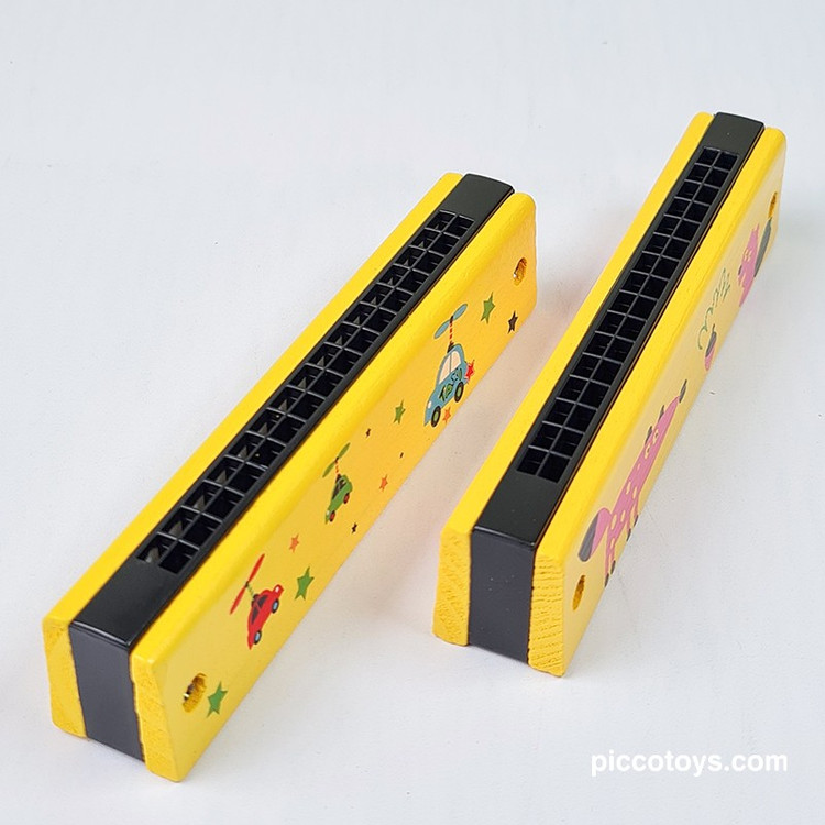 ساز دهنی اسباب بازی خوش صدا برند toy در طرحهای پسرانه و دخترانه مناسب برای جایزه دانش آموزان ابتدایی (تخفیف ویژه)