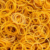 کش پول بسته ای 100 گرمی خارجی مدل Rubber Bands،قطر هر عدد کش 4.5 سانتی متر،100 درصد مواد اولیه خالص،محکم و بسیار مقاوم