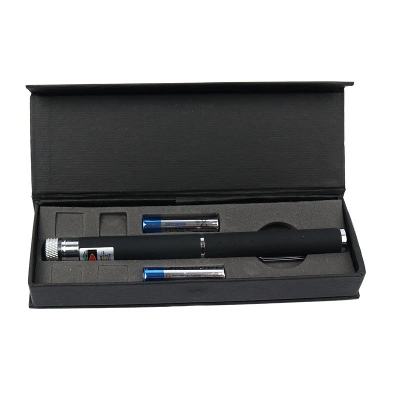 لیزر پوینتر باتری خور سبز خطی Green Laser Pointer مناسب برای جاده سازی،دریانوردی،کشتیرانی،و... (تخفیف ویژه)