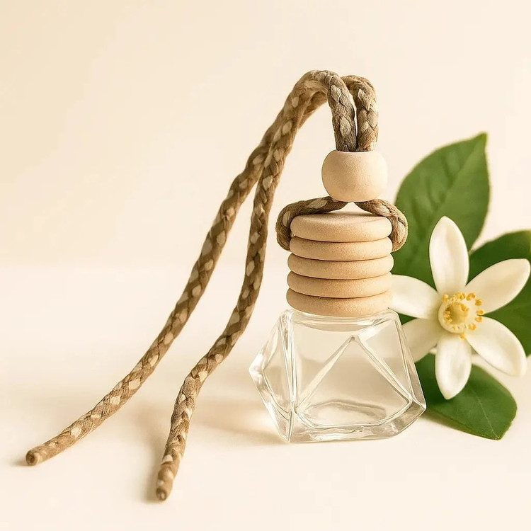 خوشبو کننده خودرو/عطر آویز ماشین 5 میل (وارداتی) مناسب برای خوشبو کردن فضای خودرو،با پخش بو ماندگار و متداوم