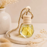 خوشبو کننده خودرو/عطر آویز ماشین 5 میل (وارداتی) مناسب برای خوشبو کردن فضای خودرو،با پخش بو ماندگار و متداوم