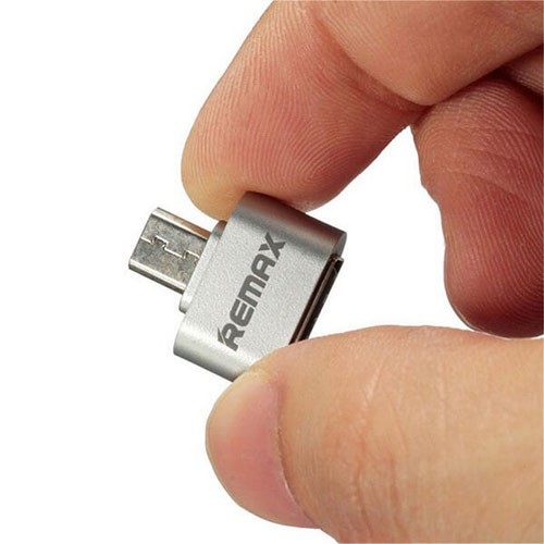 تبدیل او تی جی OTG فلزی میکرو به USB مدل ریمکس،دارای طراحی مات و کلاسیک،طراحی کوچک و جمع و جور،حمل آسان (تبدیل otg)