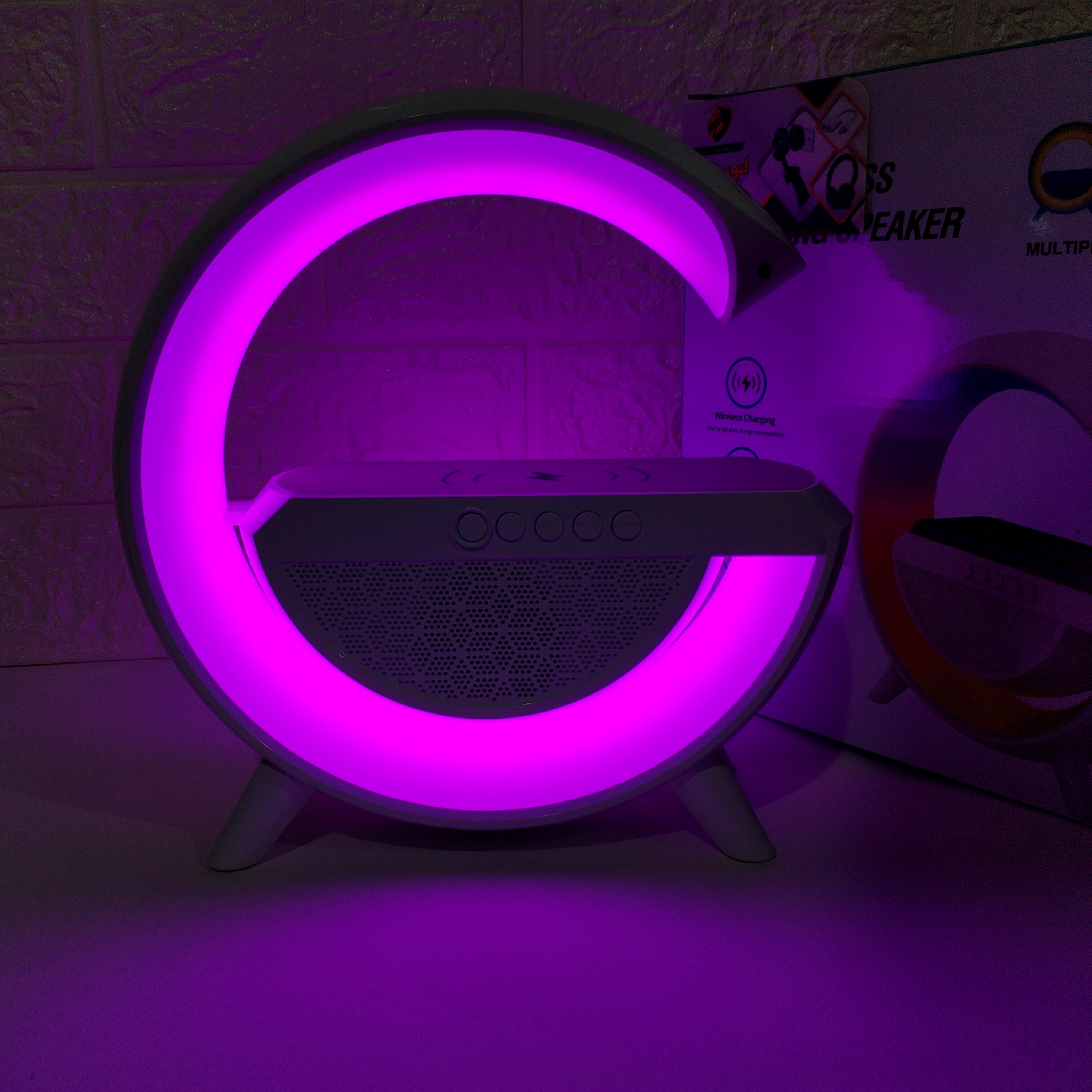 چراغ خواب بلوتوثی اسپیکر دار دارای شارژر وایرلس شب خواب رنگی RGB