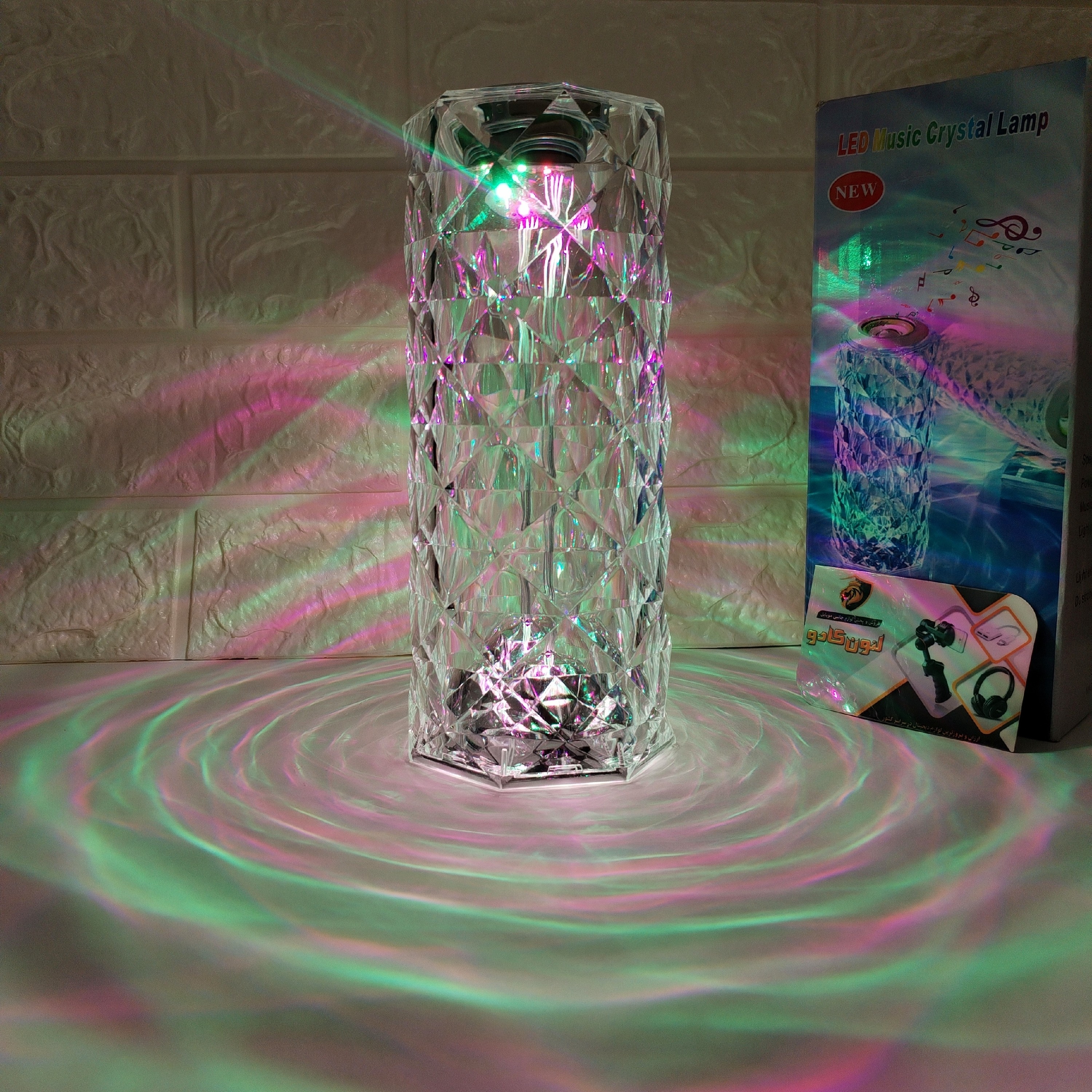 سیستم صوتی خانگی اسپیکر کریستالی طرح RGB ریموت کنترل دار به همراه موزیک داخلی کیفیت عالی