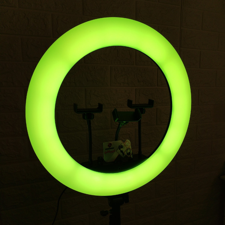 رینگ لایت RGB سایز 45 ریموت دار به همراه پایه 2 متری طیف رنگی فول