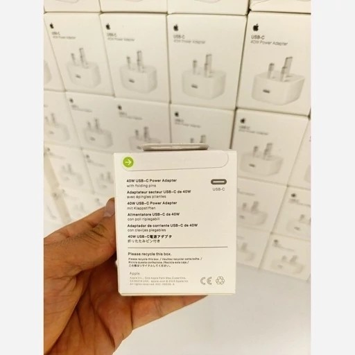 شارژر دیواری اپل 40 وات مدل Dynamic Power Adapter با توان خروجی تا 60 وات سه پین قیمت عالی