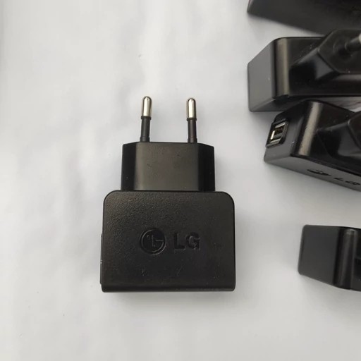 کله شارژر 1 امپر استاندارد LG اورجینال مخصوص ایرپاد و ساعت هوشمند قیمت عالی