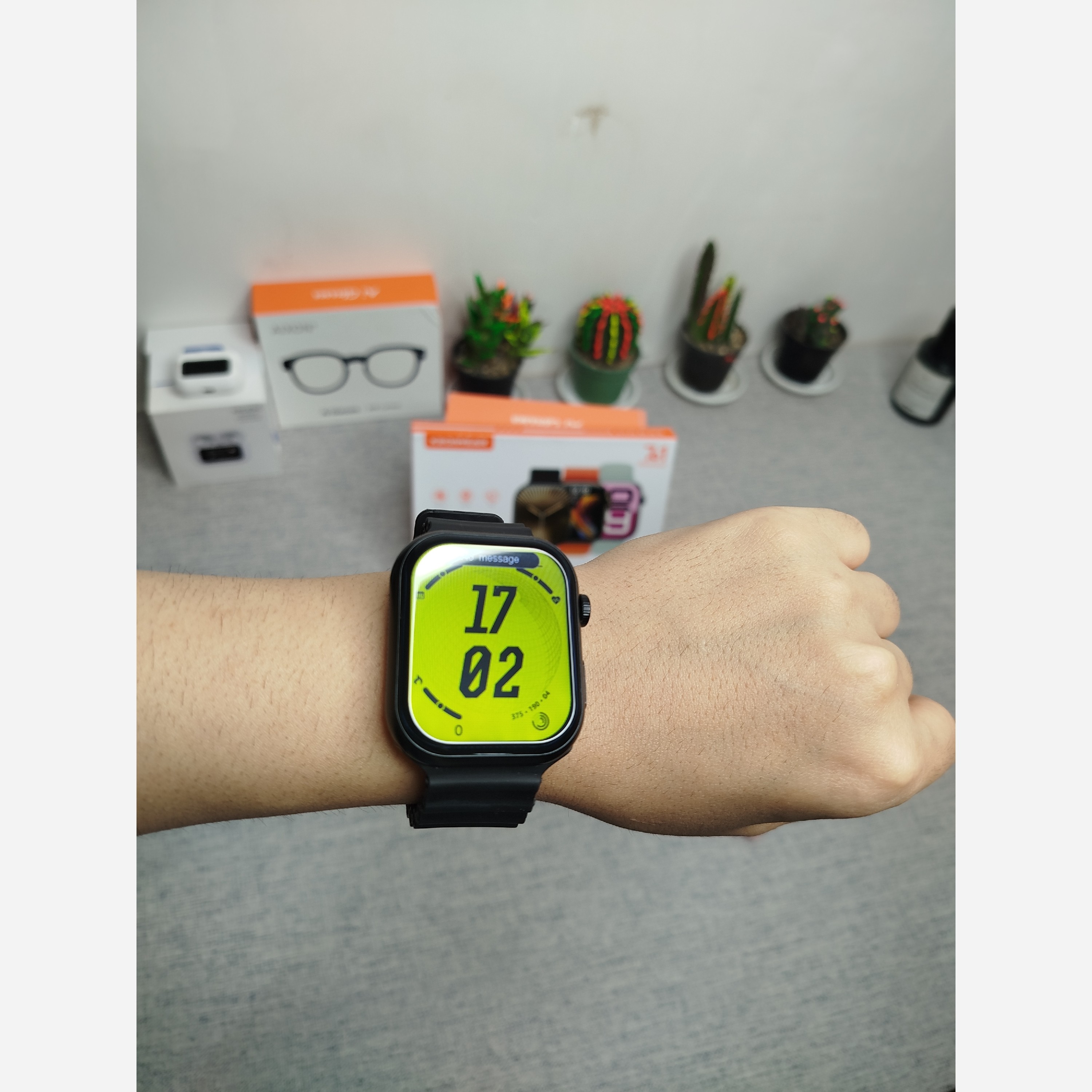 ساعت هوشمند KW30 max بهمراه 7 بند قیمت عالی