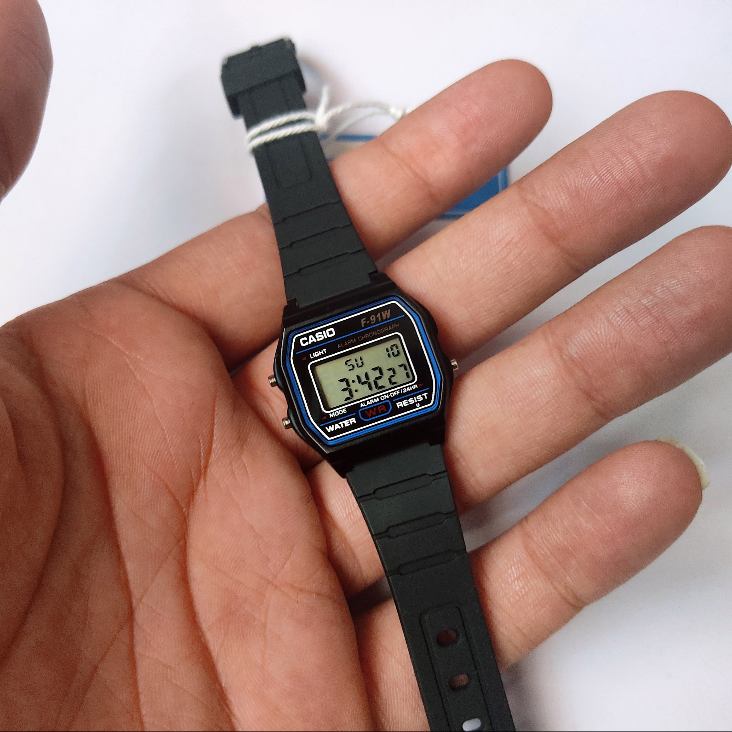 ساعت کاسیو casio زنانه مدل F91w مشکی