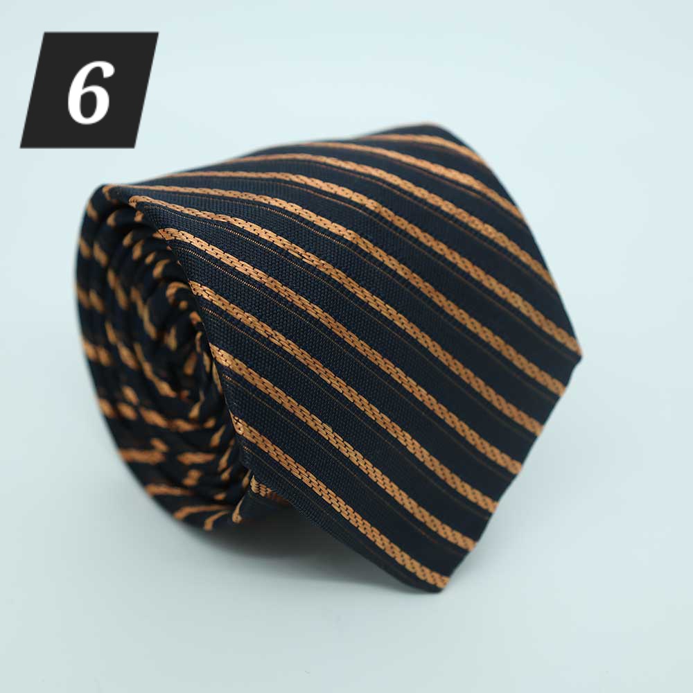 کروات و دستمال جیب طرح دار