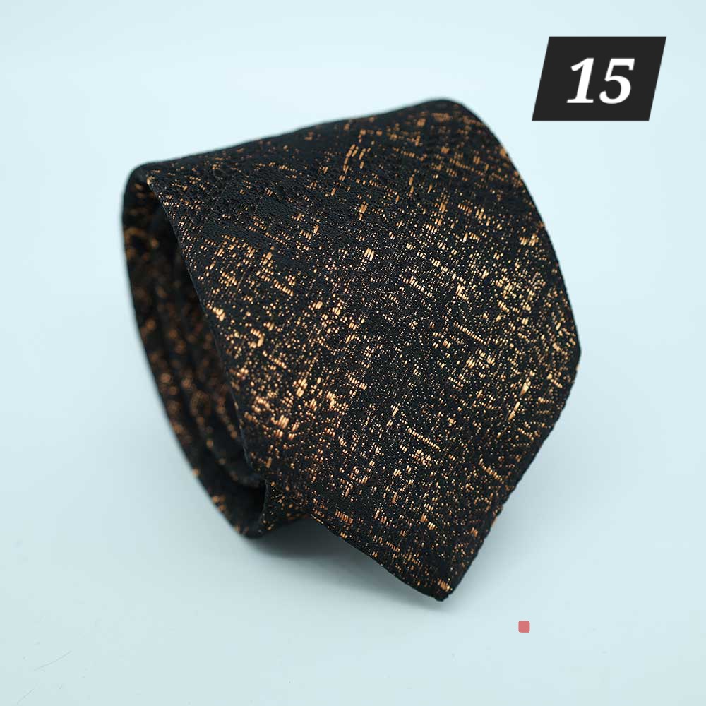 کروات و دستمال جیب طرح دار