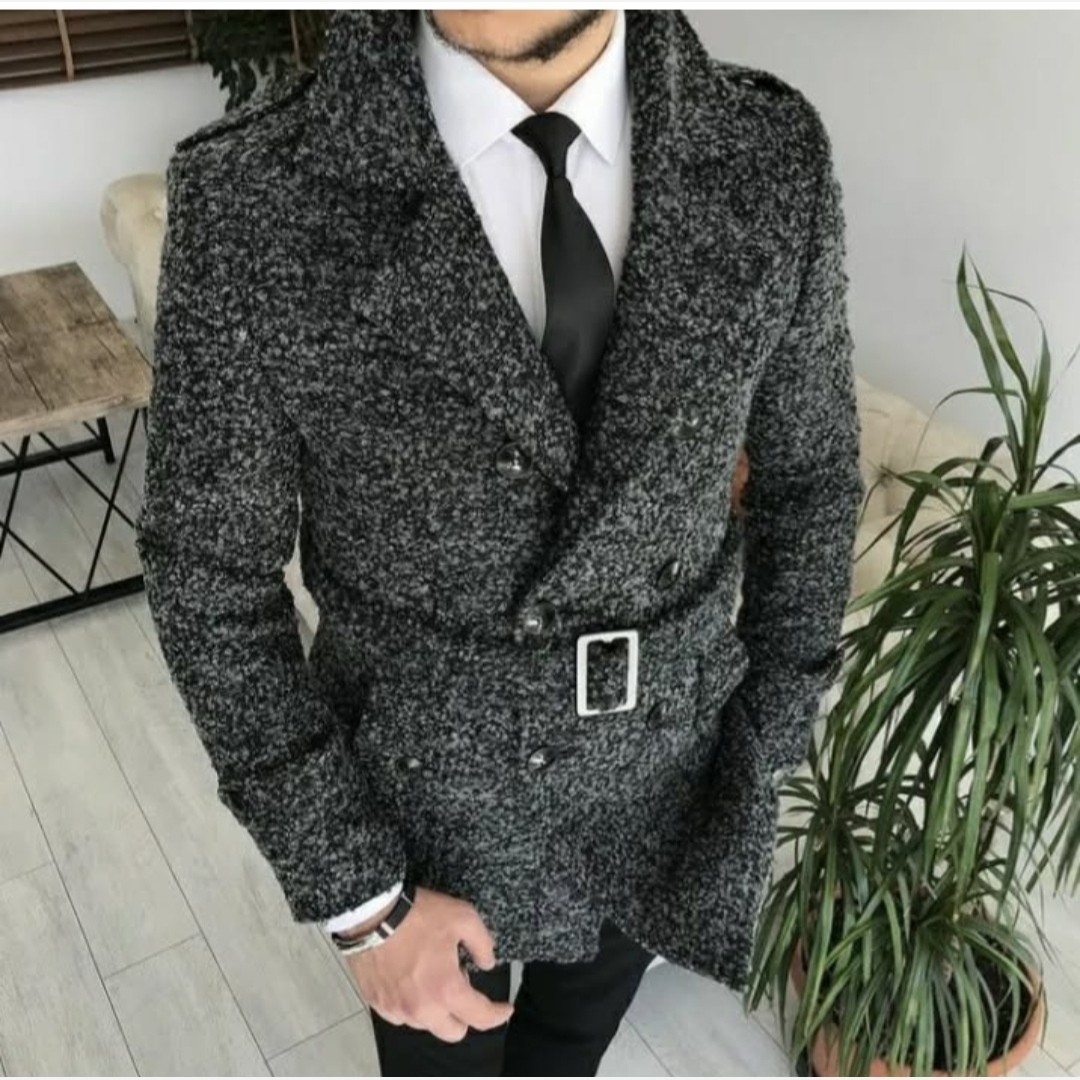 پالتو شیک لاکچری با بهترین کیفیت تنخور عالی ارسال به سراسر ایران کار صنعتی دوخته شده داخل کار آستر سارج کار شده
