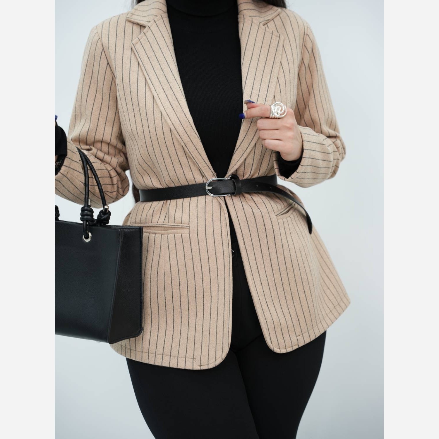 کت زنانه راه راه آستردار (موجودی به روز است)